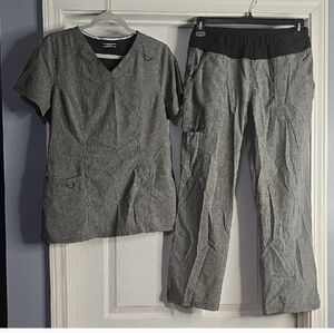Gray Heather Scrub Top & Pant Set - Black Waistband Size Medium GUC